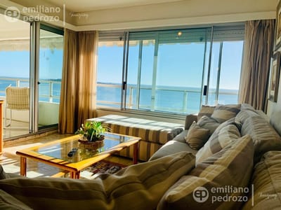 Venta y Alquiler por temporada, departamento 2 dormitorios en Playa Mansa
