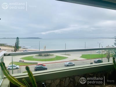 Venta Departamento 4 Dormitorios Punta del Este