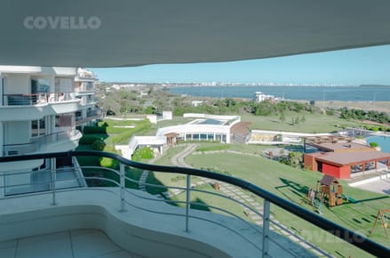 Departamento - Playa Mansa