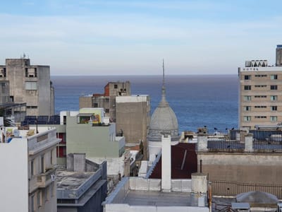 Pent House, Treinta Y Tres y peatonal Sarandi, vista al mar , gran terraza , reciclado !!