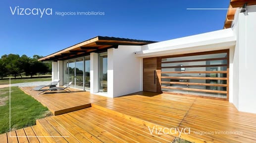 Casa VENTA Pueblo Mio Punta del Este Manantiales 4 dormitorios y serv.