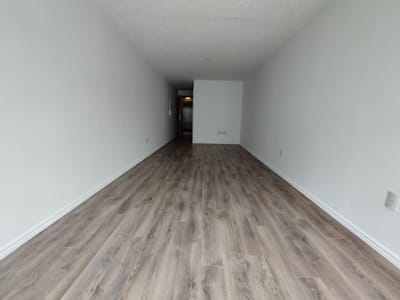 Oficina en Venta con Renta - Excelente Ubicación - Edificio DHK - Parque Batlle