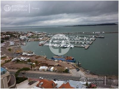 Oportunidad apartamento 3 dormitorios más dependencia Punta del Este