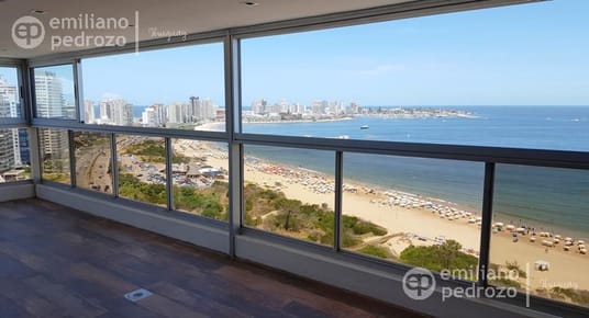 Venta apartamento Pent House 4 dormitorios más dependencia Punta del Este