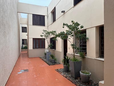 VENTA  APARTAMENTO PALERMO DOS DORMITORIOS UN BAÑO,  TERRAZA AMPLIA prox  Rambla CON RENTA IDEAL INVERSION!