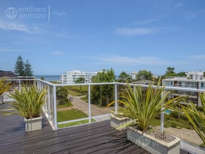 Apartamento 3 dormitorios Rincon del Indio Playa Brava Punta del Este