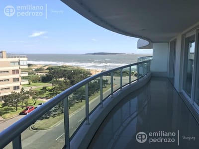 Departamento - Playa Mansa