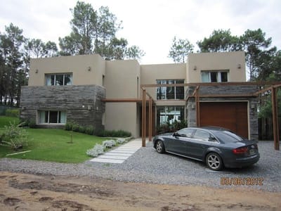 LAGUNA BLANCA ALQUILER CASA DR