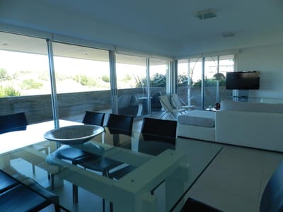Punta del Este Venta y Alquiler Departamento Brava 28 SS102