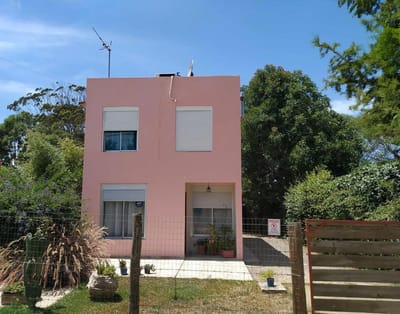 Casa - Balneario Buenos Aires. 3 dormitorios, parrillero