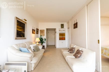 Venta apartamento 1 dormitorios en primera línea Playa Mansa Punta del Este