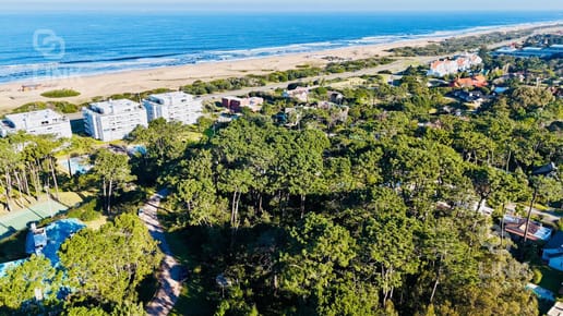 Terreno en  Rincon del Indio apto bloques bajos