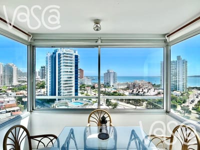 Apartamento Pent House Duplex Con Parrillero En Venta - 2 Dormitorios - Vista Al Mar - Bajas Expensas - Punta Del Este
