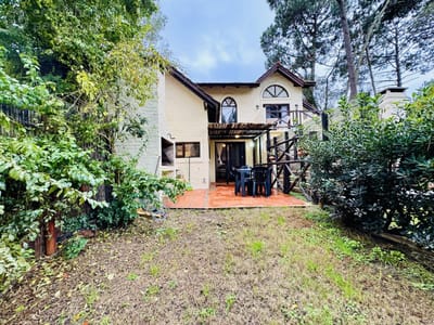 Casa ubicada en Complejo Solanas Punta del Este