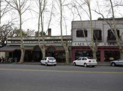 1 - Avenida General Flores