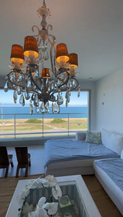 Excelente apartamento en venta en Playa Mansa