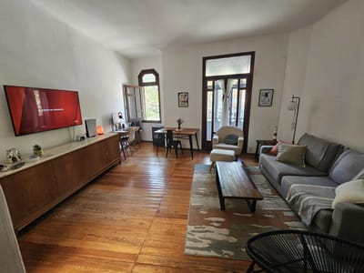 8 de octubre y Abreu, casa de altos, reciclada, 145 m2 !!
