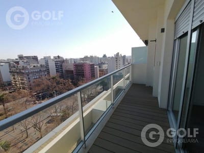 Venta de Penthouse  2 dormitorios con muebles en Centro de Montevideo