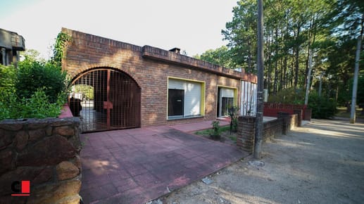 Casa en venta en Balneario Zagarzazú 2 Dormitorios Garaje y Barbacoa