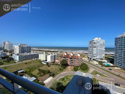 Venta Departamento 4 dormitorios  Playa Brava Punta del Este Vista al mar