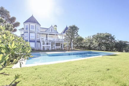 LAGUNA BLANCA ALQUILER CASA VICTORIAN - TM6169