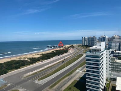 Apartamento en playa brava. Tiburon 2