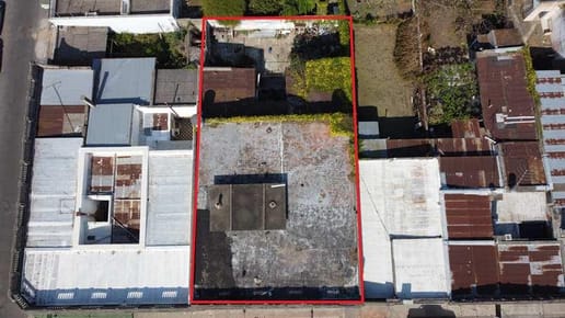 Venta - Casa - 6 dormitorios - Carmelo - Zona centro