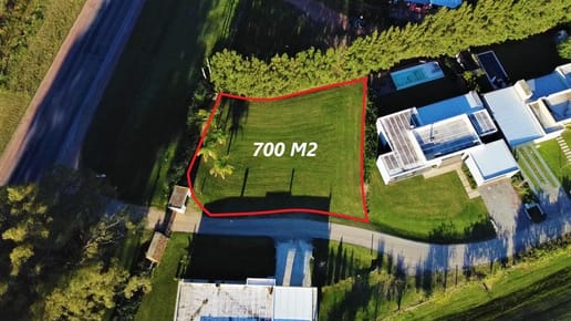 Venta - Terreno - 700 m2 - Carmelo - Barrio Las Moras