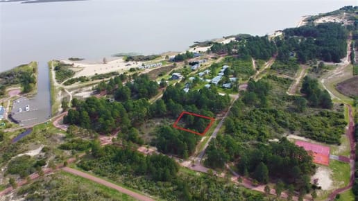 Venta - Terreno - Carmelo - Casa Chic - Barrio Medanos de Punta Gorda