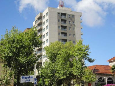 1 - Alberto Méndez 275 9º 906