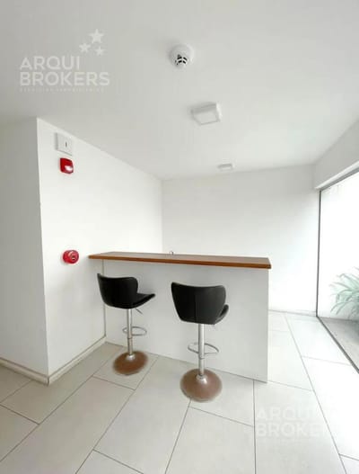 Venta apartamento monoambiente con renta en Pocitos Nuevo - 208