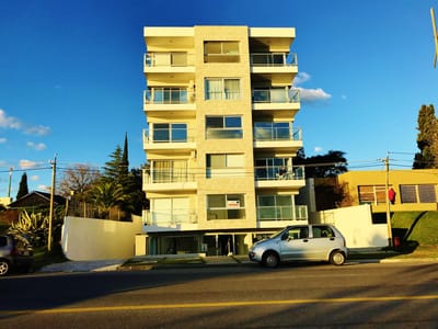 Colonia - Venta Mono-ambiente amplio con patio