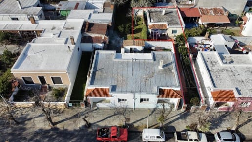 Colonia - Venta de casa de 2 dormitorios y patio