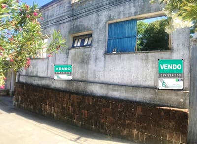 Colonia - Venta terreno de 466 m2 en zona céntrica con construcción