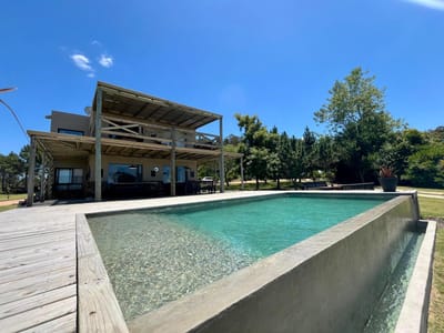 Casa con Pileta en Barrio Privado en Manantiales - TM6327548