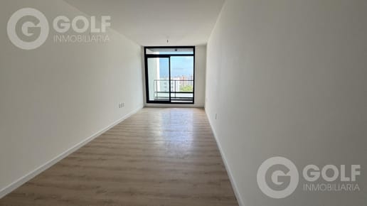 Venta de apartamento de dos dormitorios con terraza en el Centro