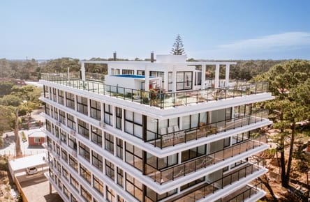 Apartamento de Lujo a Estrenar en Roosevelt: 1 Dormitorio con Garaje Incluido