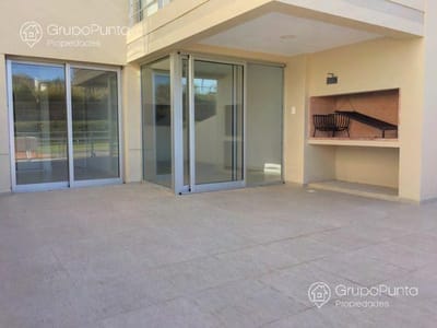 Departamento - Playa Mansa