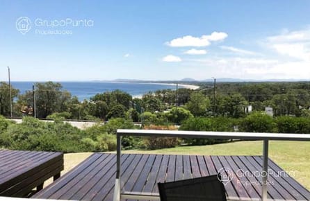 Departamento en alquiler de dos dormitorios con vista al mar- Punta Ballena
