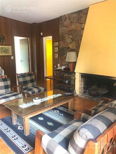 Casa en alquiler temporal Playa Mansa - Punta del Este