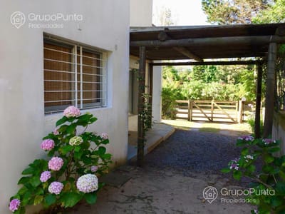 Casa en Venta y Alquiler Anual - La Barra