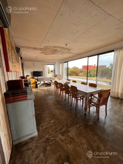 Moderna casa con vista al mar venta y alquiler- Punta Piedras, La Barra