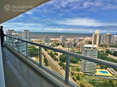 Departamento  de 4 dormitorios en Torre de categoria, servicios premium, playa brava  -Torre One