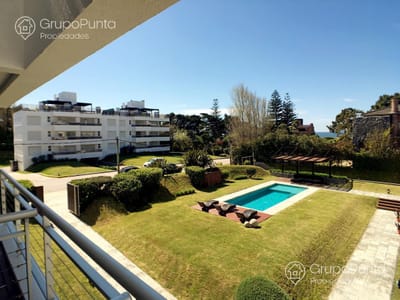 Departamento dos dormitorios en venta  muy cerca al mar, Playa Brava