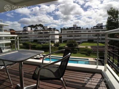 Departamento muy cerca al mar , 2 dormitorios, parrillero - Playa Brava