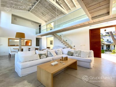 Casa en Laguna Blanca con 4 dormitorios, Punta del Este