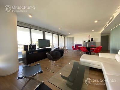 Departamento de 3 dormitorios con vista al mar punta del este -  Playa Mansa Ref:0210