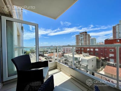 Apartamento  con vista al mar  punta del este Lux Tower -Peninsula- Ref: 2222