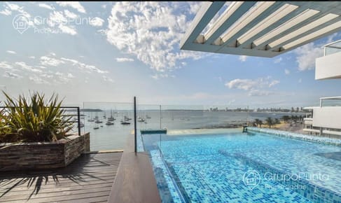 Pent - House - Venta / alquiler de departamento 3 dormitorio - frente al Puerto - vista al mar - Punta del Este