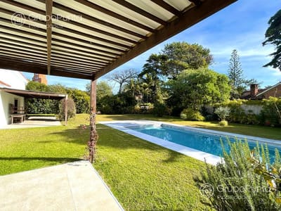 Alquiler anual casa / chalet con piscina - Berverly Hills- Rincon del Indio -  Punta del Este
